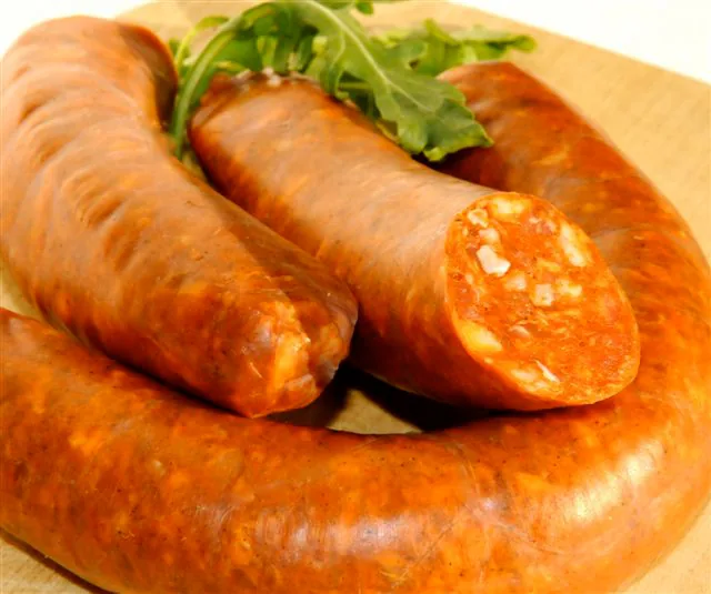 Frische Bratwurst mit Paprika