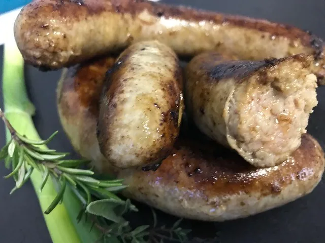 Frische Bratwurst mit Knoblauch - Produktbild 3