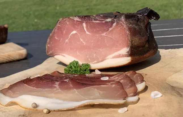 Schinkenspeck, luftgetrocknet